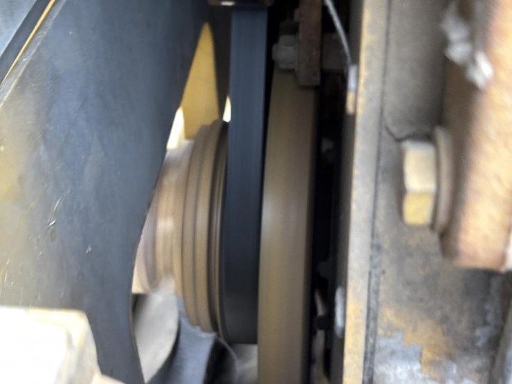 2006-caterpillar-143h-image-53