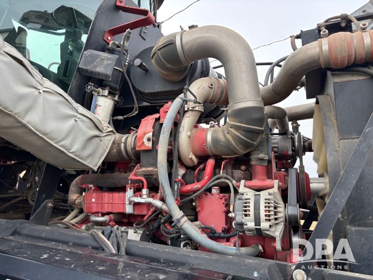 2018-case-ih-810-image-43