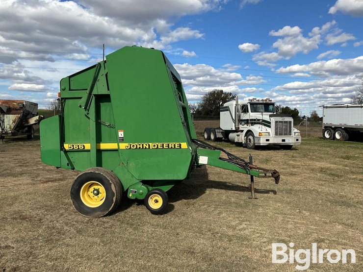 john-deere-566-image-4