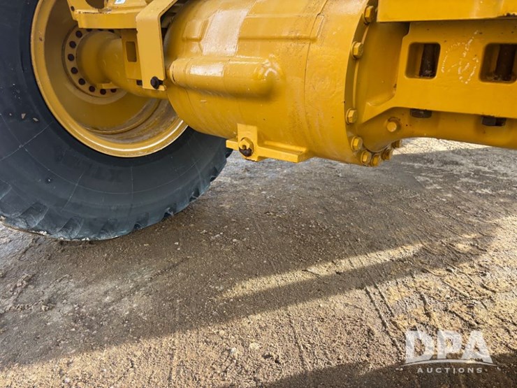 caterpillar-926m-image-52