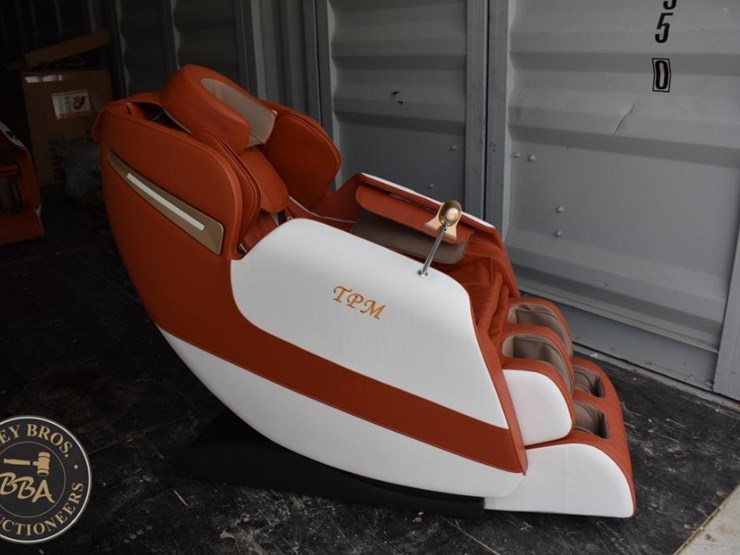 tpm-tpm-4520-full-body-massage-chair,-orange/white,-usb-port,-built-in-control-image-2