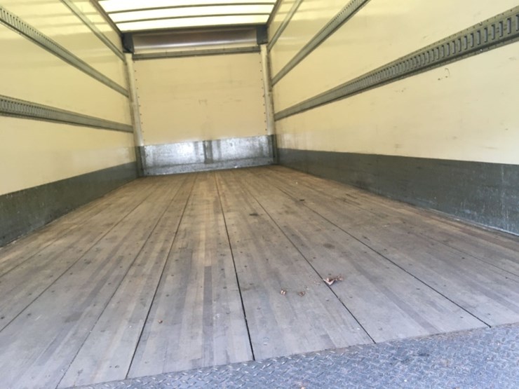 2016-hino-338-image-12