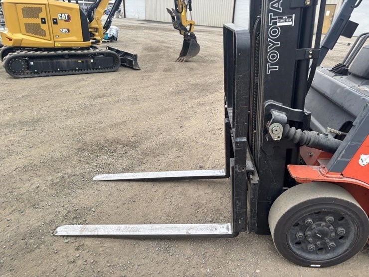 toyota-7fgcu20-image-9