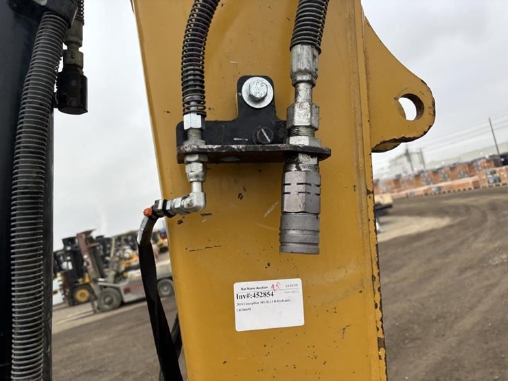 caterpillar-305.5e2-cr-image-16
