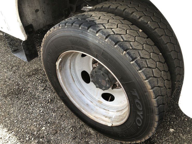 ford-f450-xl-image-14