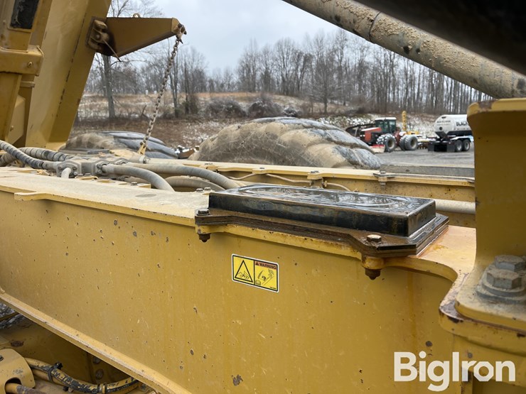 caterpillar-745c-image-17