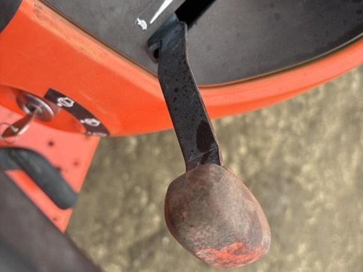 kubota-l4701d-image-24