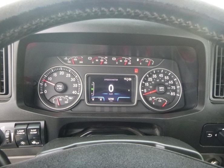 2020-international-mv607-image-14