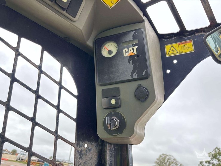 caterpillar-262c-image-18