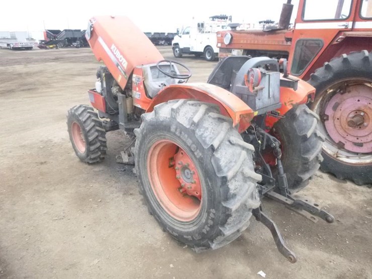 kubota-m8200-image-4