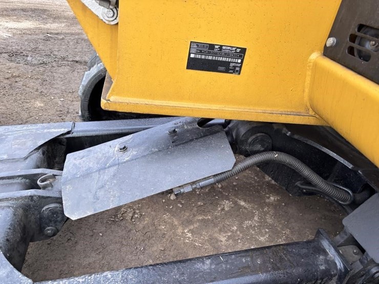 2023-caterpillar-305.5e2-image-22