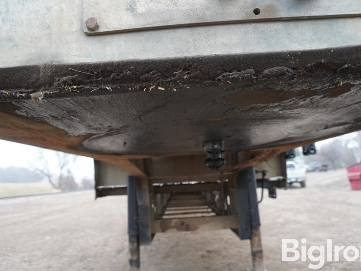 2014-transcraft-tri/a-drop-deck-trailer-w/ramps-image-9