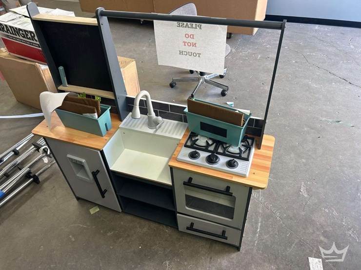 kidkraft-kids-play-kitchen-image-1