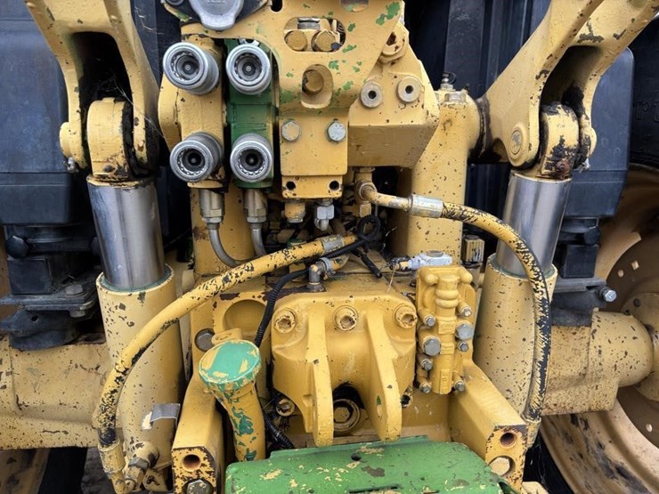 john-deere-6410-image-14