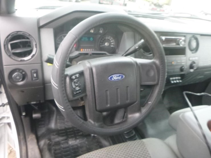 2013-ford-f350-image-18