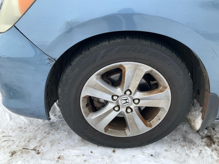 2010-honda-odyssey-touring-image-14