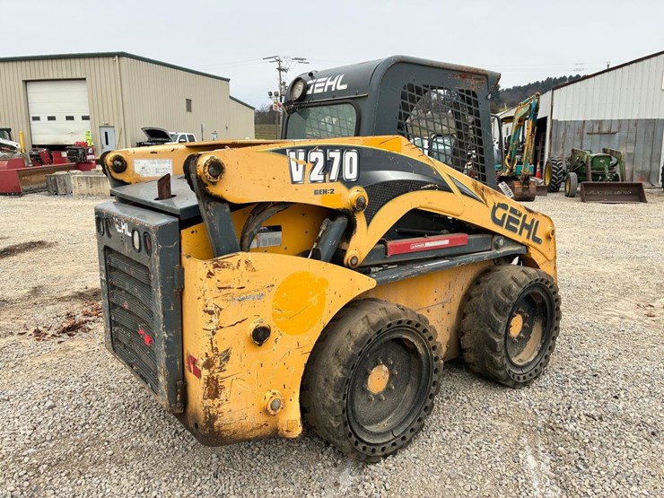gehl-v270-image-3