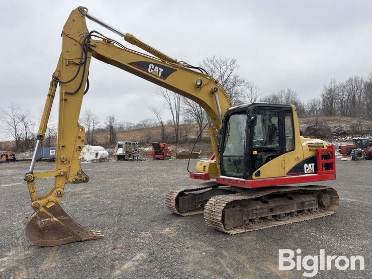 2005-caterpillar-312cl-image-1