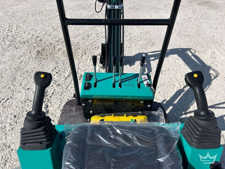 unused-2025-cfg-industrial-mx12rx-mini-excavator-image-6