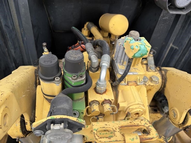 john-deere-6410-image-13