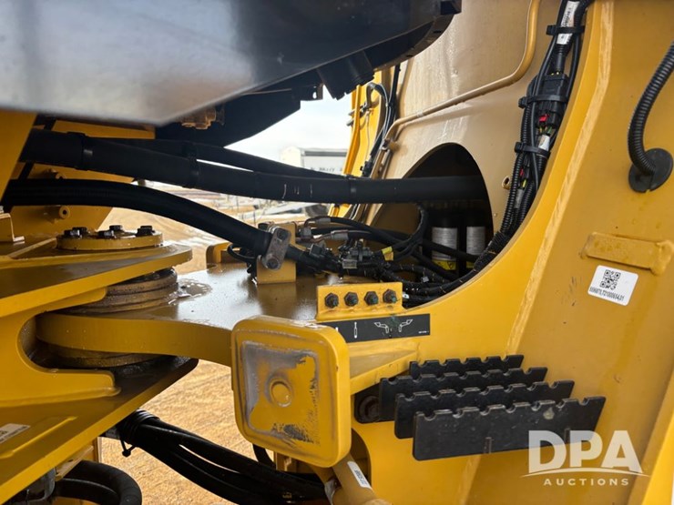 caterpillar-926m-image-38