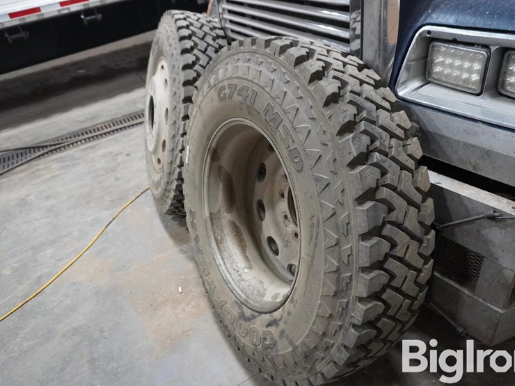11r24.5-goodyear-tires-w/rims-image-5