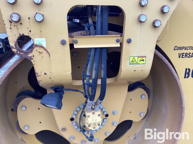 caterpillar-cb66b-image-19