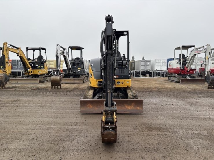 2022-deere-35g-image-6