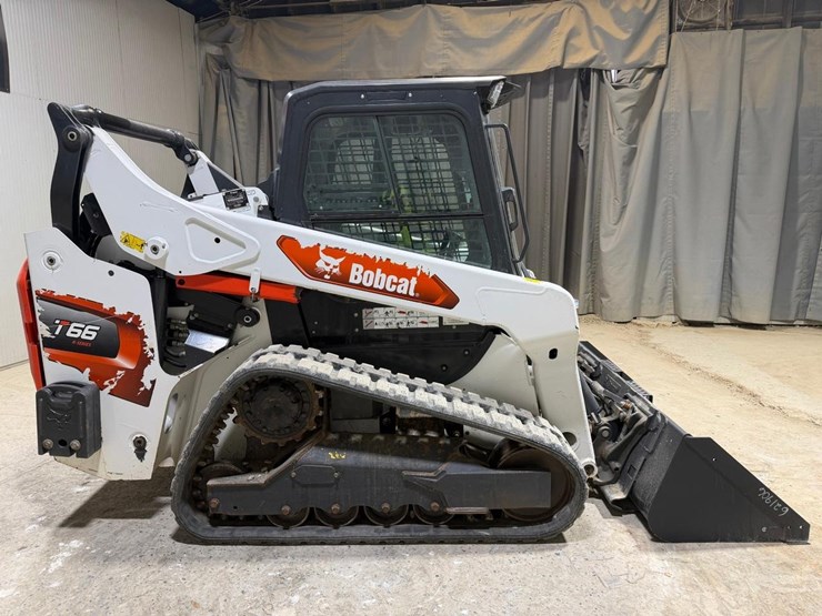 bobcat-t66-image-6