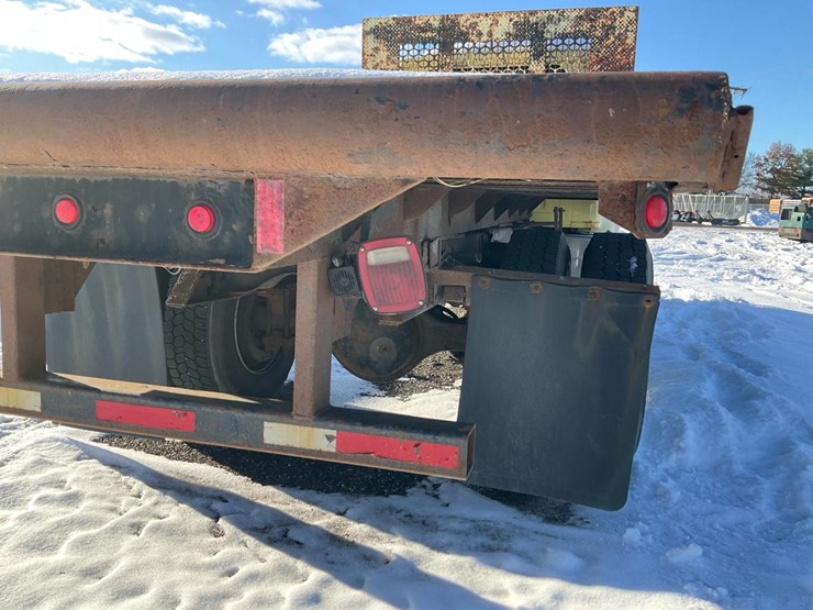 international-4900-image-35