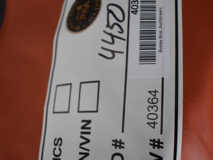 tpm-tpm-z69-ergoflow-massage-chair,-orange/white,-8-modes,-heat-therapy-image-18