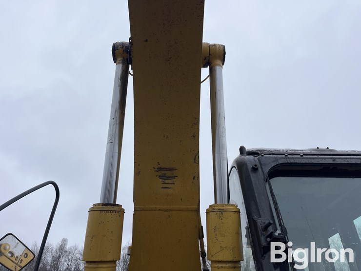 2005-caterpillar-312cl-image-12