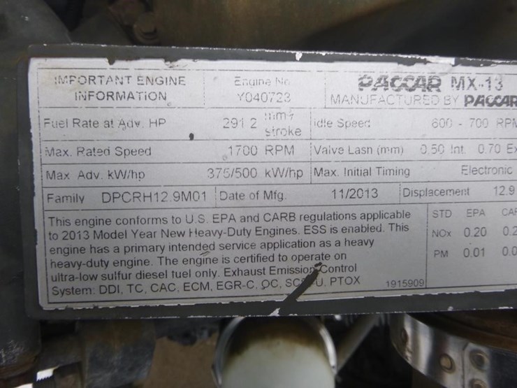 2014-peterbilt-367-image-25