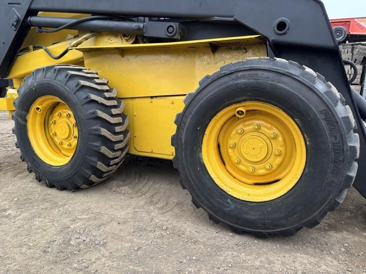 1995-new-holland-lx865-image-19