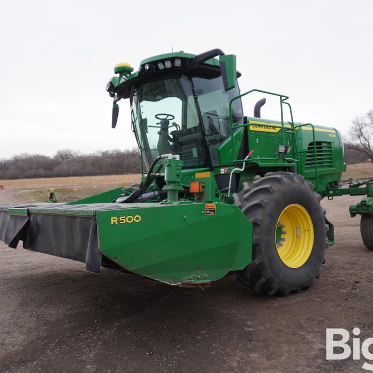 JOHN DEERE W235R