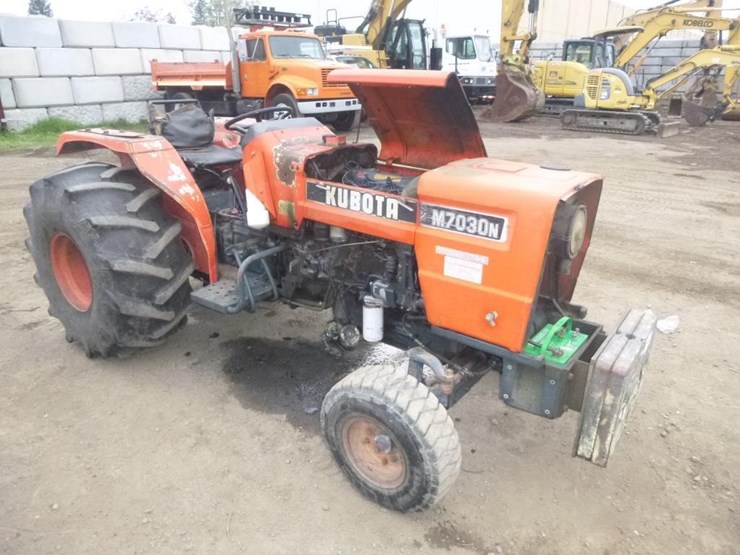 kubota-m7030-image-2