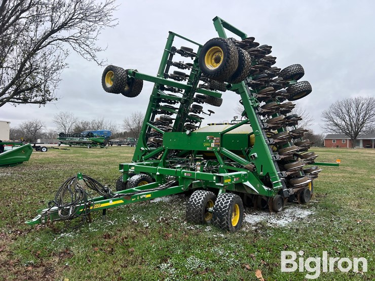 john-deere-1990-image-1