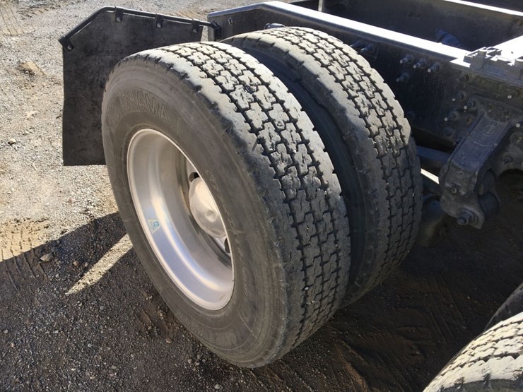 2014-mack-cxu613-truck-tractor,-image-14