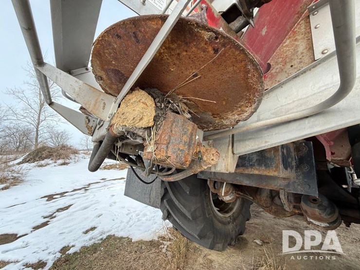 case-ih-titan-3030-image-16