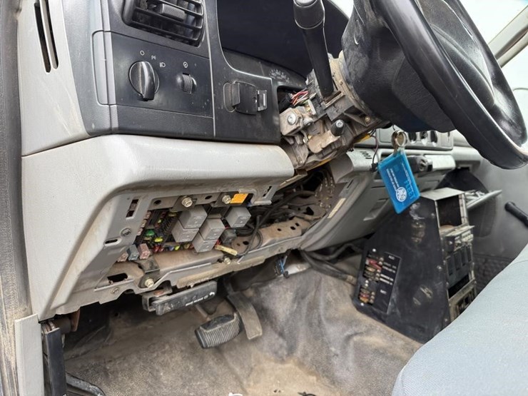 2006-ford-f450-image-10