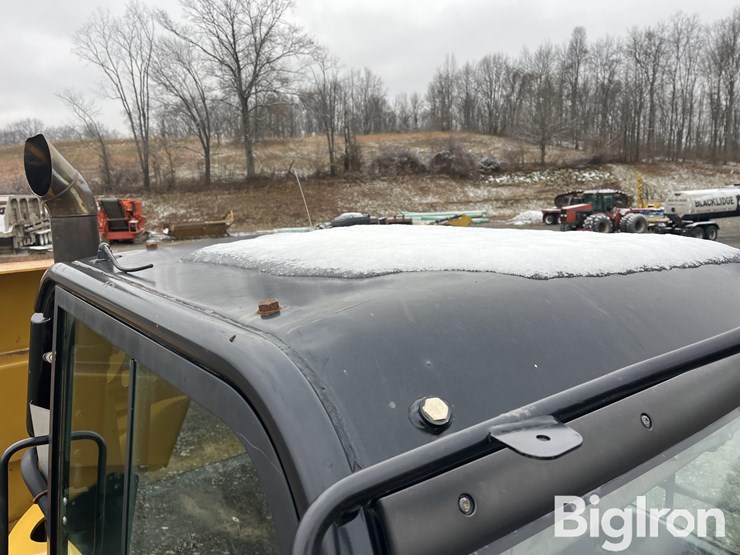 caterpillar-745c-image-19