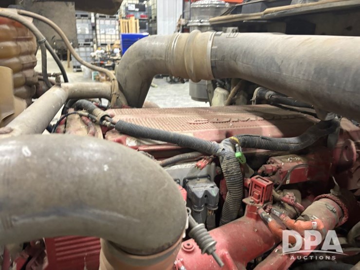 international-9900i-image-25