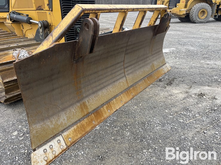 2014-deere-700k-lgp-image-18