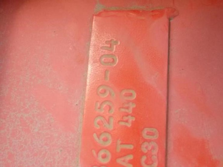 caterpillar-440-image-6