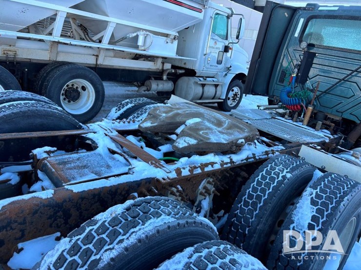 international-prostar-image-38