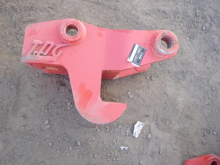 caterpillar-440-image-5