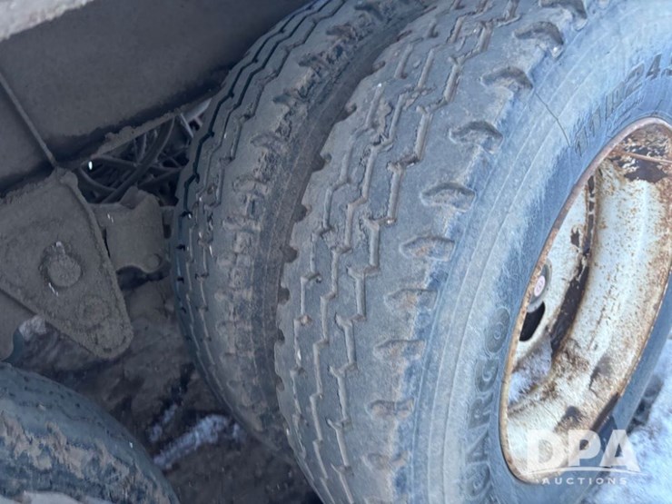 2012-merritt-grain-trailer-image-25