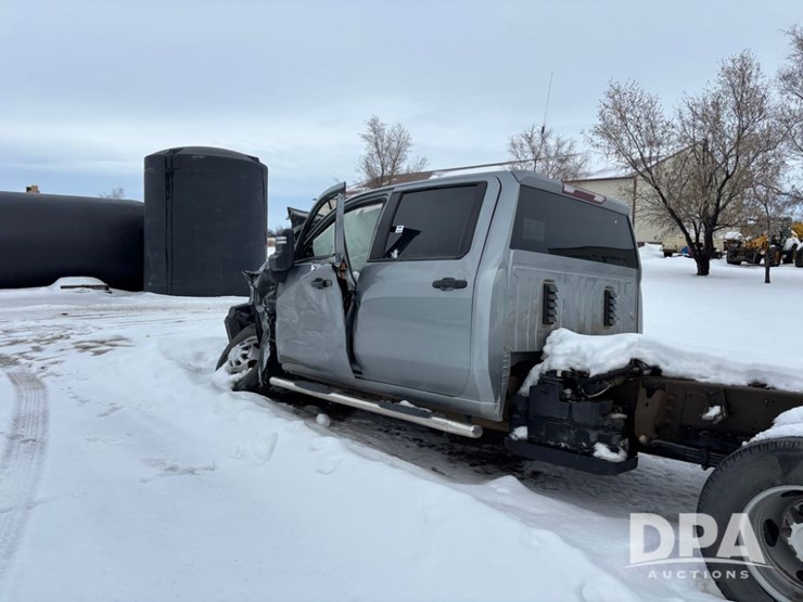 chevrolet-3500hd-image-12