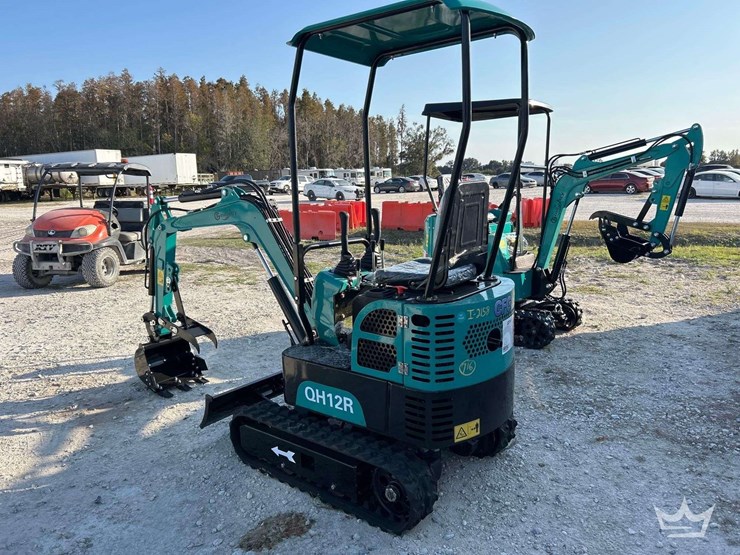 unused-2025-cfg-industrial-qh12r-mini-excavator-image-4