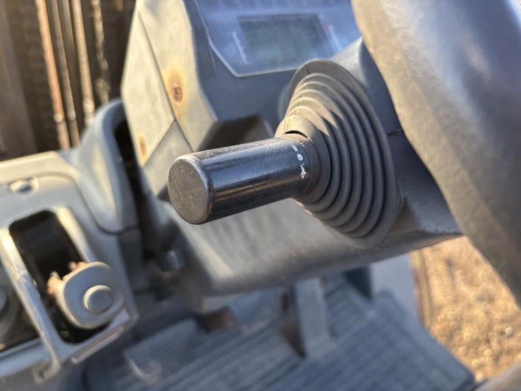 caterpillar-2p6000-image-18